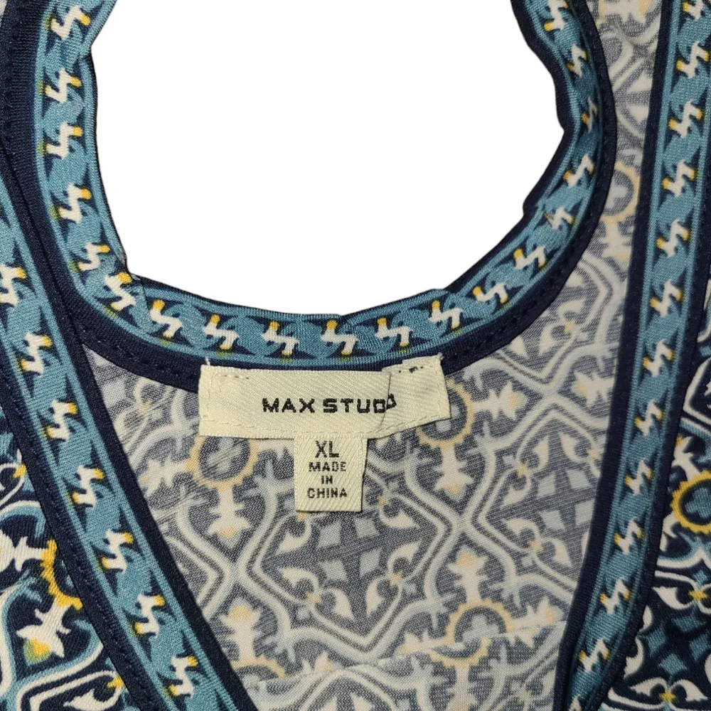 Max Studio Pattern Dress - Picture 2 of 3
